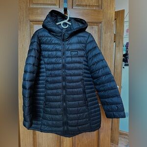 Black, lightweight Reebok puffer jacket